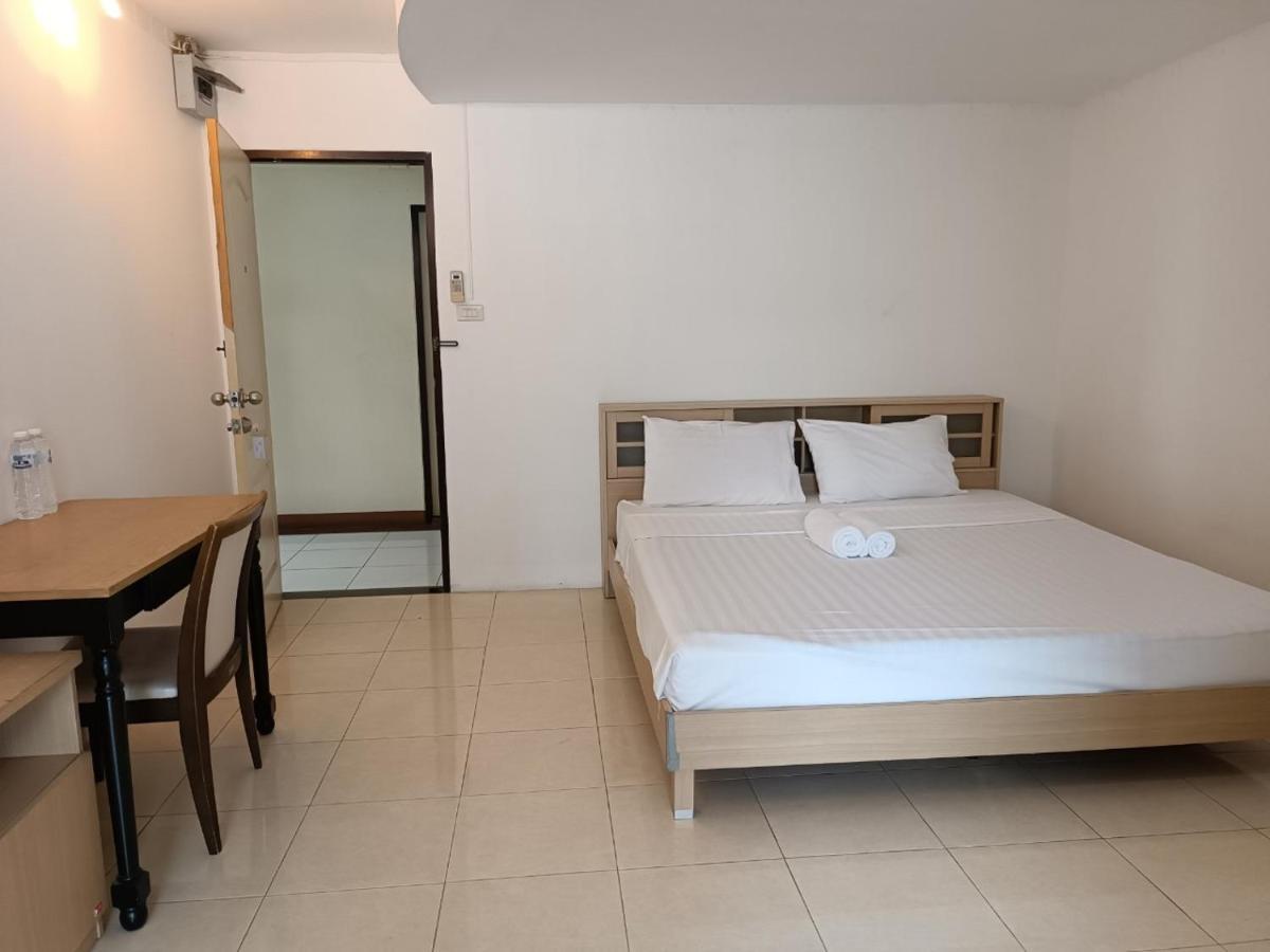Grandview Condominia Банкок Екстериор снимка
